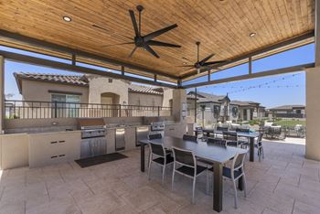 Outdoor kitchen & bbq